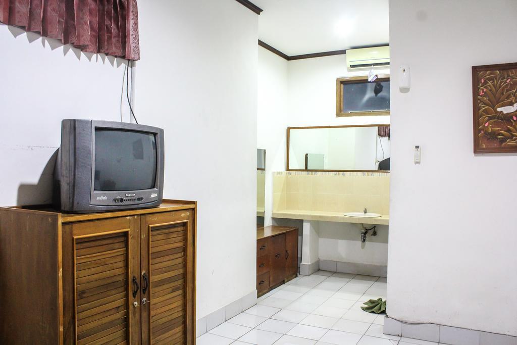 Hotel Puri Tanah Lot Kuta Lombok Extérieur photo