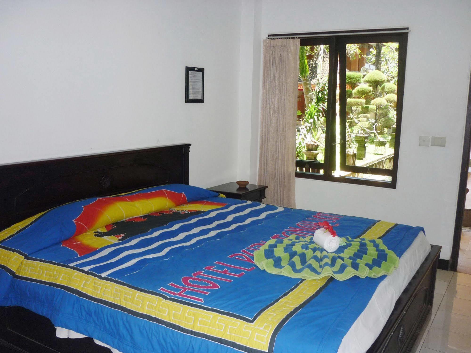 Hotel Puri Tanah Lot Kuta Lombok Extérieur photo