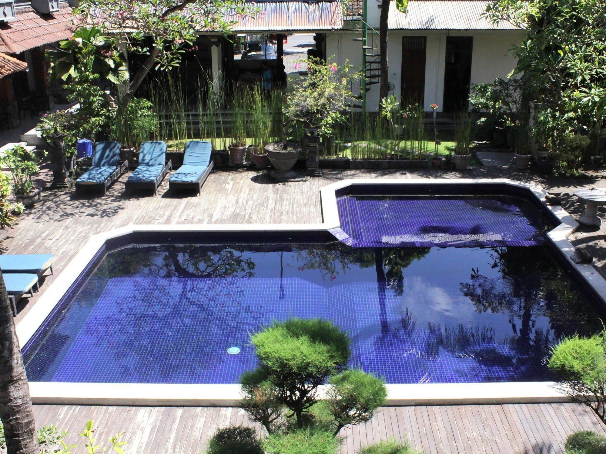Hotel Puri Tanah Lot Kuta Lombok Extérieur photo
